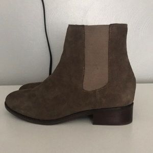 Steve Madden Boots